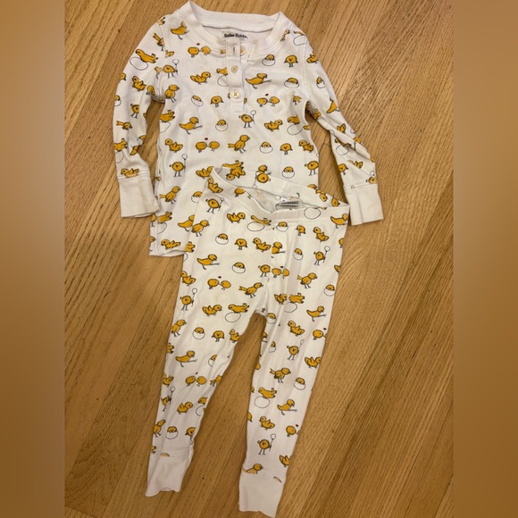 Roller Rabbit Chick Pajamas - Picture 1 of 5